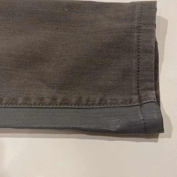 VINCE GRAY JEAN WITH  PLASTIC COATING STRIPS INSIDE SEAM & ' OUTSIDE - Picture 6 of 16